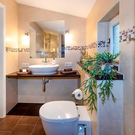 Strand-haus Hébergement de vacances Brodersby-Goltoft